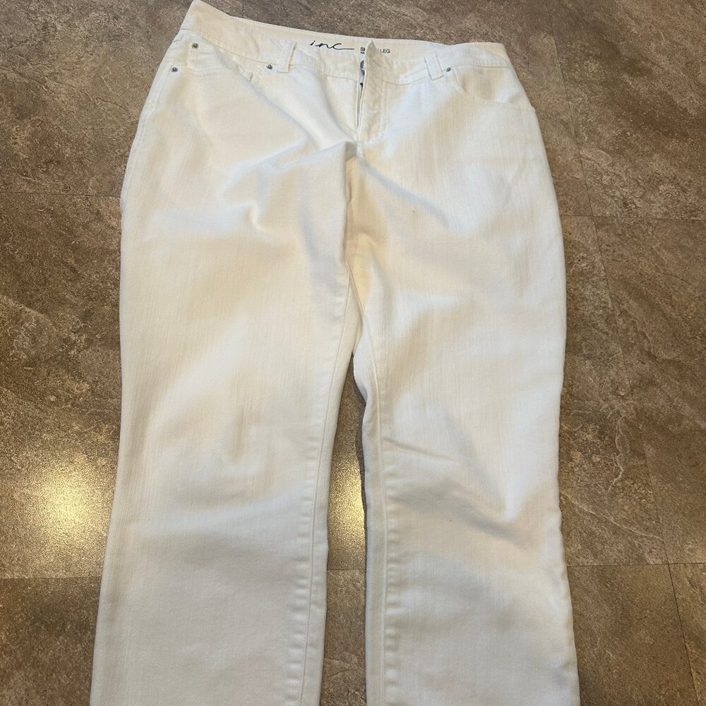 INC Denim Jeans White Capri Skinny Leg Regular Fit - Size 4